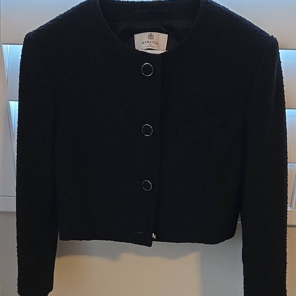 XS Aritzia Aquire Babaton Black Cropped Tweed Jacket!  Excellent Condition